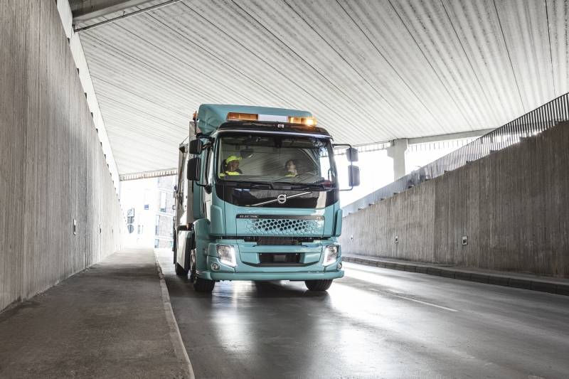 volvo-truck-2.jpg