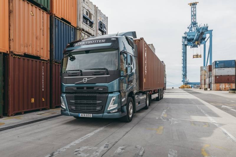 volvo-truck-4.jpg